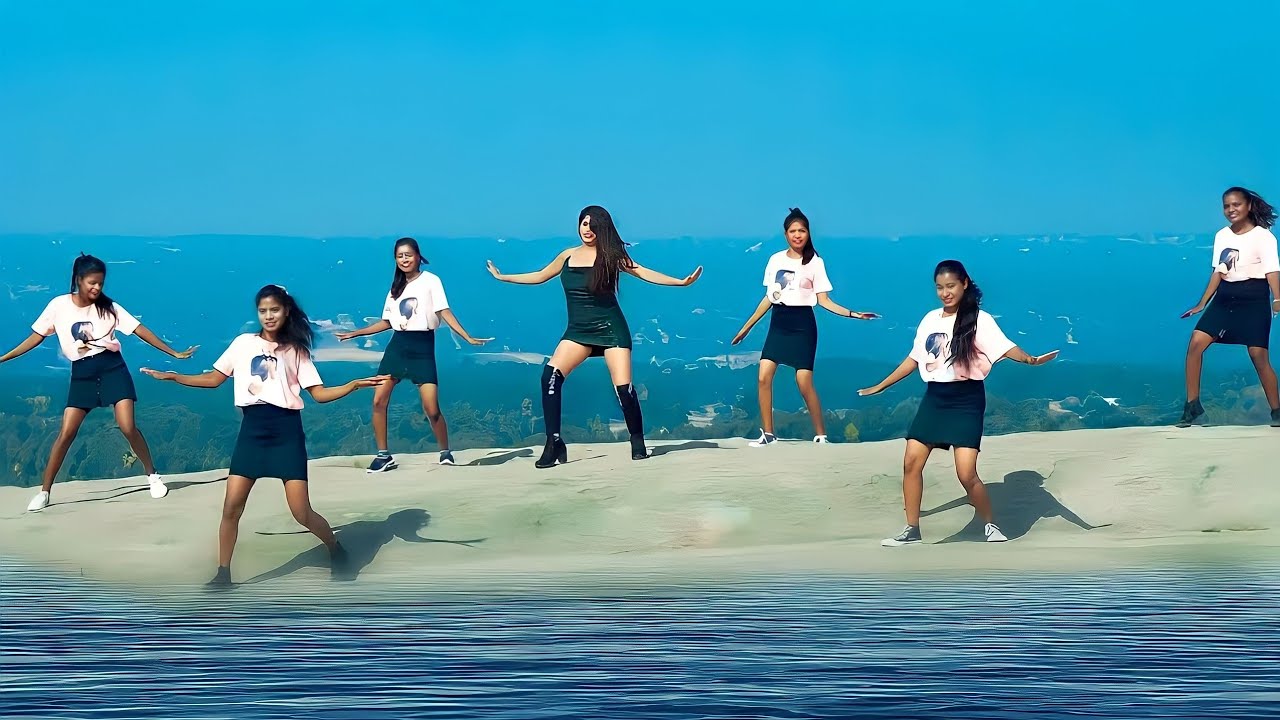 Chhota Bacha Hai kya || New Nagpuri Girls Dance Video 2023 || Singer Arti Kumari | Best Sadri Song