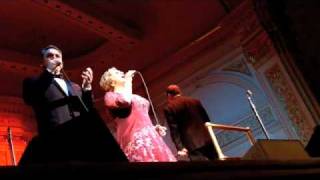 Sandi Patty &amp; Don Peslis singing The Prayer 12-18-2009