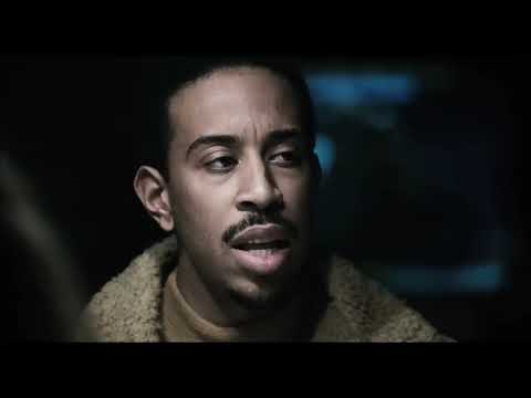 Gamer (2009) trailer still with Gerard Butler in the Slayers arena, introducing the film’s harsh electronic sound