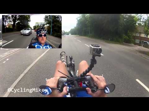 LD06HFG overtakes into oncoming traffic