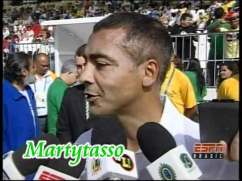 Romário dá o pontapé inicial do futebol nos Jogos Mundiais Militares matéria
