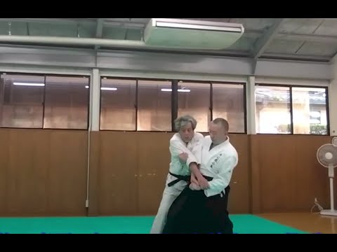 柳心館合気道場【合気の術】：掛り稽古編26、諸手取り8