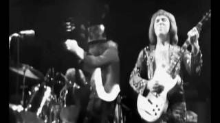 SLADE - GUDBUY T JANE LIVE in 75