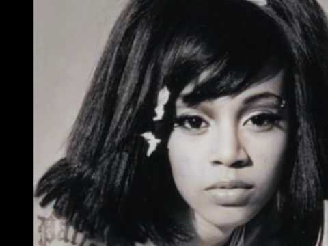 Lil' Kim & Angie Martinez & Left Eye & Da Brat & Missy Eliot-Not Tonight Ladies Night