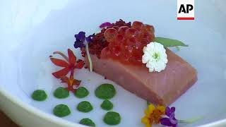 Luxury outdoor bars draw crowds in Hollywood