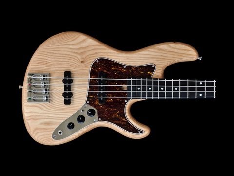 Jazz Custom - 4 String - Seymour Duncan Antiquity - Bass Demonstration