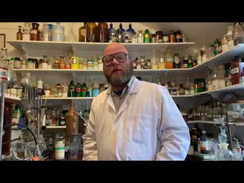 image-Can hydrogen be used to reduce iron oxides?