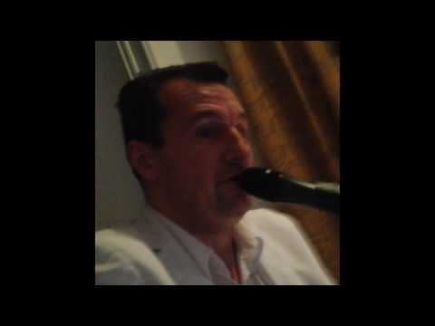 Alleinunterhalter Aachen Mönchengladbach Düsseldorf Krefeld mit DJ und Live Musik zum Festpreis hier