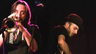 kingsley flood- a little too old (live at the paradise)