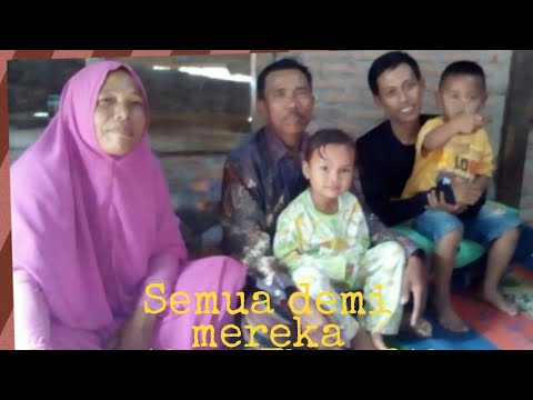 Muara kasih bunda tak bisa diungkapkan cuma lewat Lagu