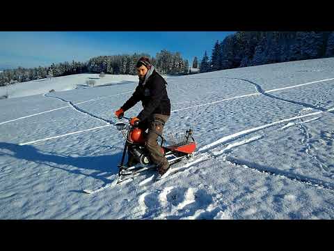 Schneetöffli MOSKIBO   JUNIOR ,    KuhBar- Song von DJ Mico mit Sandy & MC TMS