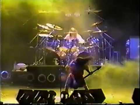 Slayer (live) - Velódromo del Estadio Nacional, Santiago, Chile (Dec. 10, 1998)
