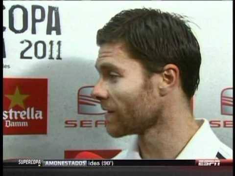 Supercopa de España 2011 (vuelta) - Entrevista a Xavi Alonso (Real Madrid)