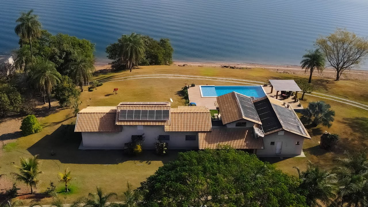 RANCHO CINEMATOGRÁFICO - 20.000 M² - 4 SUÍTES - 180 METROS DE MARGEM NA REPRESA - DELFINÓPOLIS/MG
