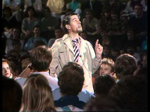 De Vieze Man test batterijen