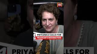 CJP Protests News: Priyanka Gandhi Demands Dharmendra Pradhan’s Resignation Over Education Crisis 