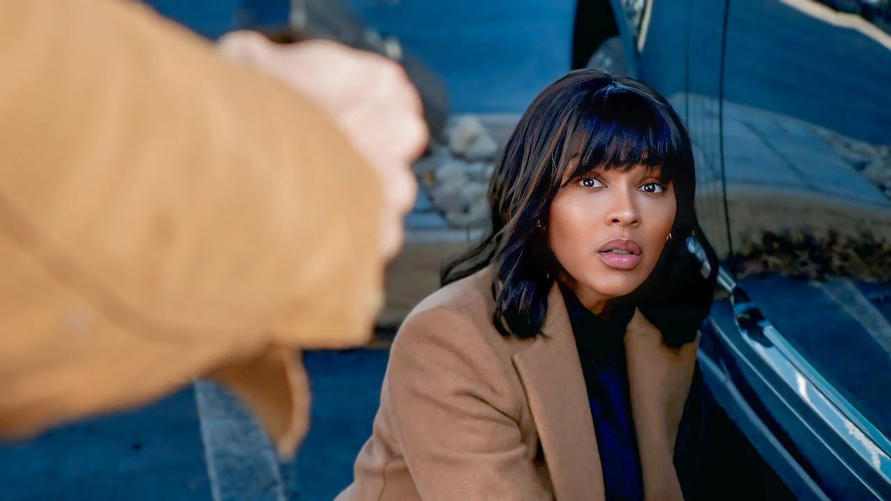 Her Husband Hired a Hitman to Kill Her… But She Outsmarted Them All