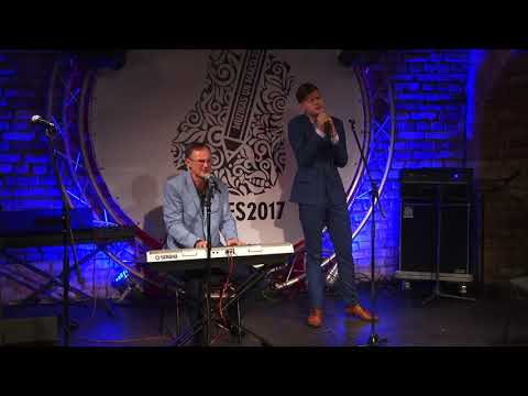 Patriks un Ēriks Budēvici - Let it be (BILDES 2017)