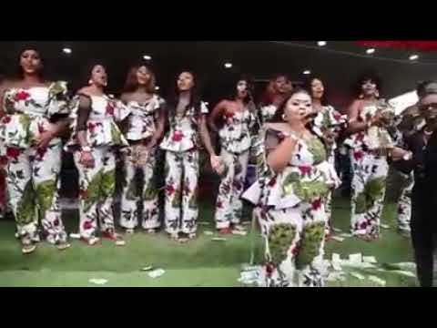 olitan girls on stages