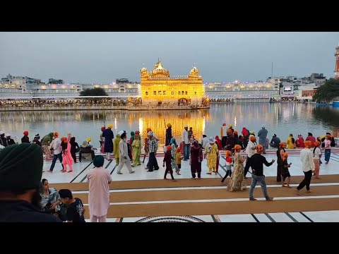 ਸ੍ਰੀ ਹਰਿਮੰਦਰ ਸਾਹਿਬ ਵਿਖੇ ਕੀਤੀ ਗਈ ਅਲੌਕਿਕ ਦੀਪ ਮਾਲਾ ਅਤੇ ਆਤਿਸ਼ਬਾਜ਼ੀ