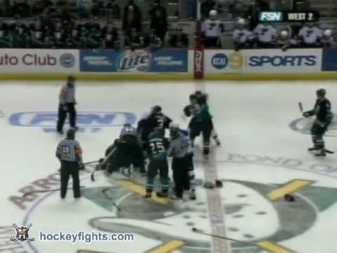 Aaron Downey vs Todd Fedoruk