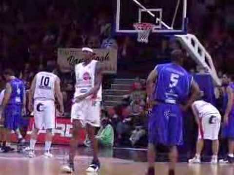 11 03-11-07 BCO-Aalst - Vrijworpen Veselin Petrovic.mpg