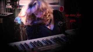 Marneen Lynne Fields' RELEASE MY LOVE (Lyrics Version) Winner Song of the Year - Honorable Mention