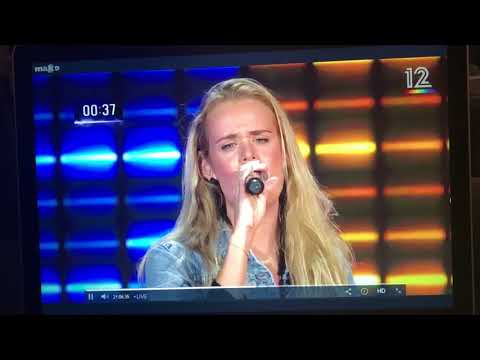 Chaja Proost sings 'I'm Addicted To You' by Avicii - 1st Audition TV Show אביב או אייל