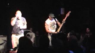 Youth of Today - Flame Still Burns(live at the Oakland Metro)