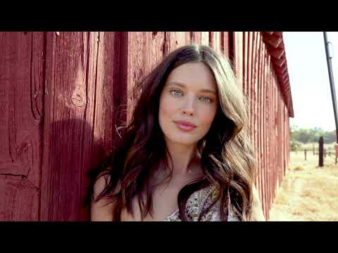 Emily DiDonato explains what beauty means to her as she returns to SI Swimsuit 2021