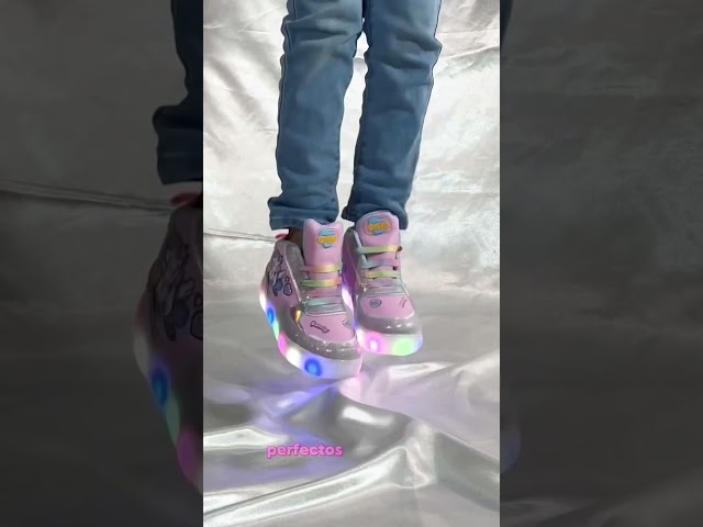 Vídeo relacionado con APTESOL 11 Modos LED Zapatillas, Zapatillas Altas con iluminación para Hombres y Mujeres, Zapatos con Luces Intermitentes Recargables por USB [Negro,42]