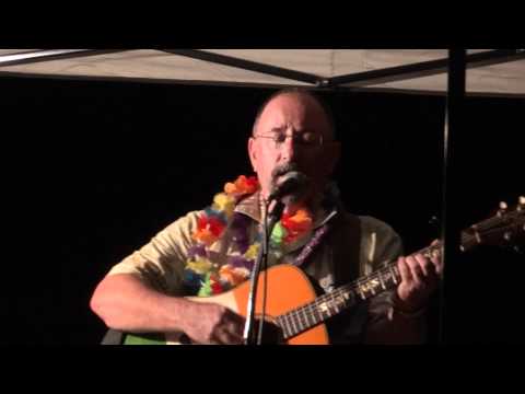 Irish Singer and Entertainer Seamus Kennedy - The Little Fly