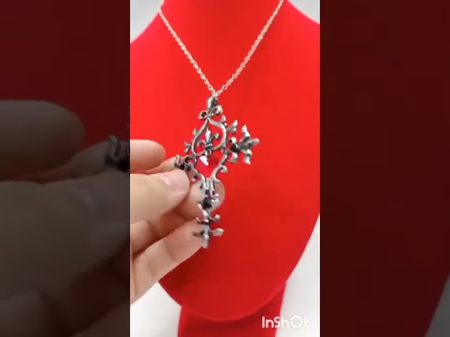 Vídeo relacionado con HJYZY Joyería de vampiro collar con colgante de verbena, anillo de Damon, calcomanías para cosplay