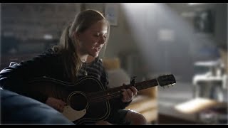 Maisy Stella (Daphne) Sings &quot;Come And Find Me&quot; - Nashville