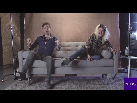 download lagu mp3 mp4 Keep On Your Mean Side The Kills, download lagu Keep On Your Mean Side The Kills gratis, unduh video klip Keep On Your Mean Side The Kills