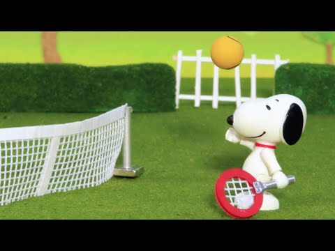 史努比 - 網球明星 - 全新花生靜止動作 - 兒童視頻 - 史努比玩具。 (Snoopy | Tennis Star | BRAND NEW Peanuts Stop Motion | Videos For Kids | Snoopy Toys)