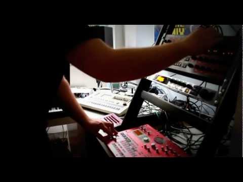 Lil Louis - French Kiss / Dirtbox Jams Live Cover