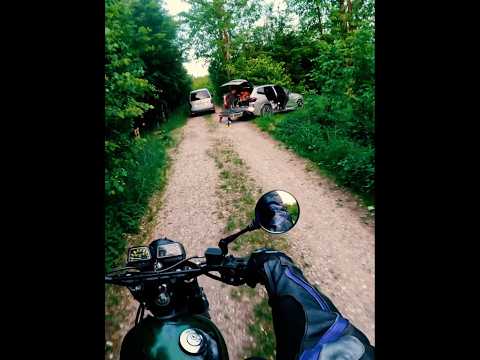 Наткнулся на вооружённых типов в лесу на мотоцикле #yamaha #xt600 #scrambler #motovlog #adventure