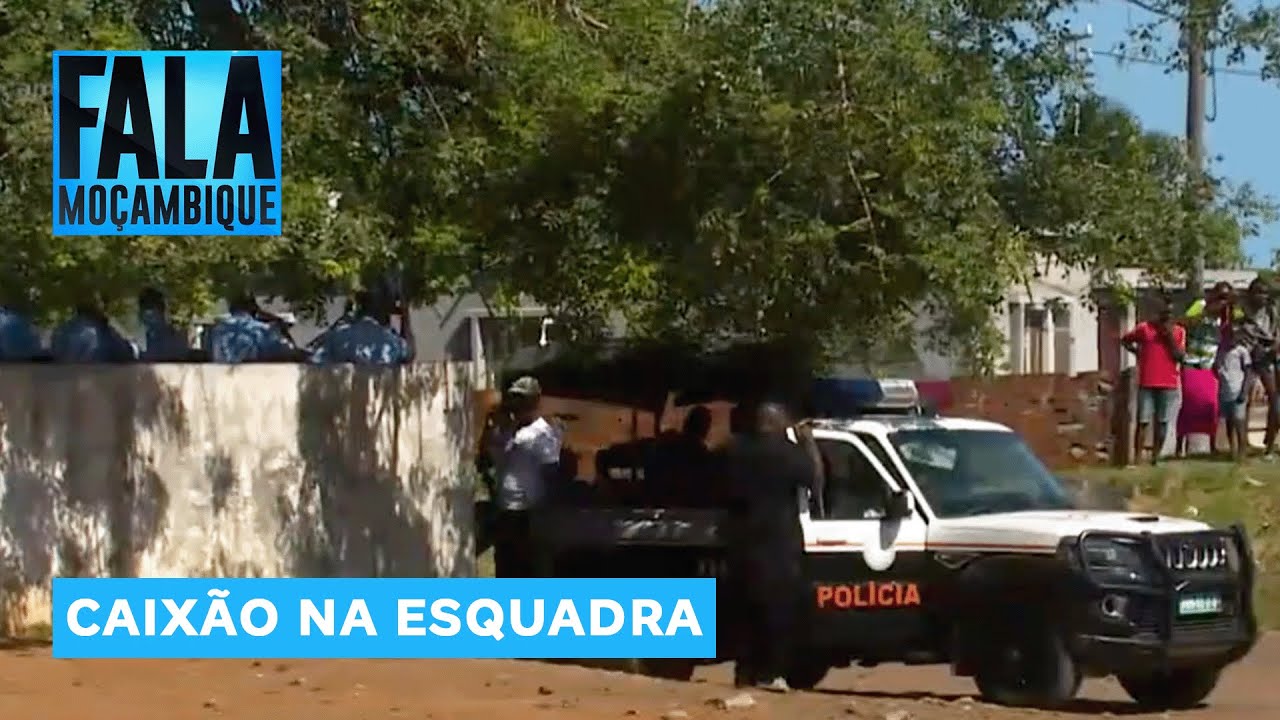 Familiares do jovem q supostamente morreu nas celas abandonam urna no posto policial d Polana Caniço