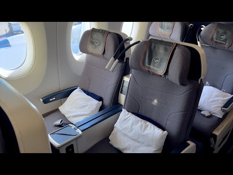 Lufthansa Premium Economy | Airbus A350-900 Munich to Montréal | Full Experience
