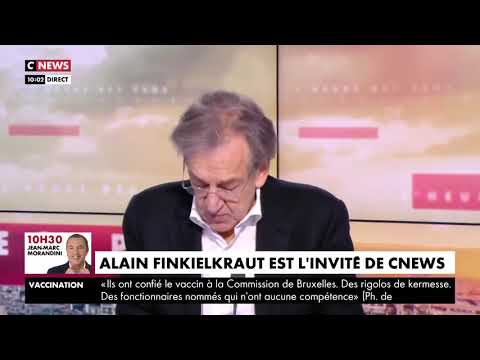 Alain Finkielkraut plane en direct face à Pascal Praud sur CNews !