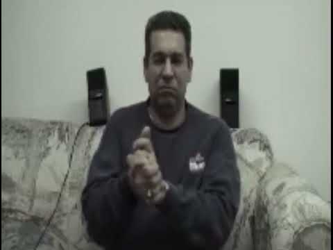 Manualist plays bohemian rhapsody with his hands! - Queen