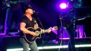 Trace Adkins Cowboy&#39;s Back in Town