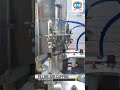 Riproduci video