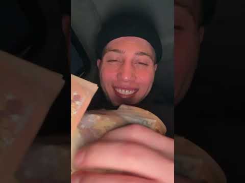 RIKO MILL μετράει Dinero μετά από live του