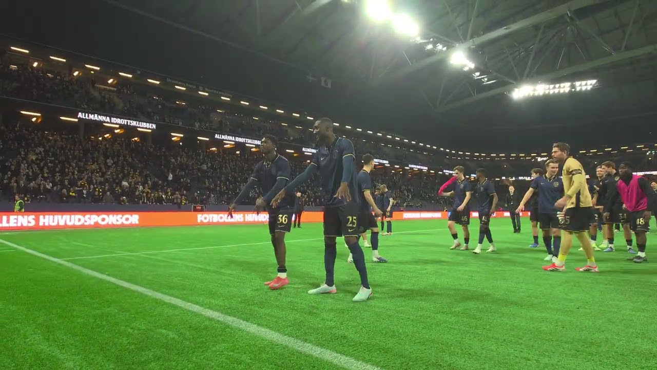 AIK:s spelare tackar publiken (AIK - BK Häcken 4-0)