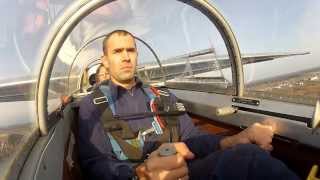 preview picture of video 'Полёт по кругу на планере Бланик | Training flight in a Blanik glider'