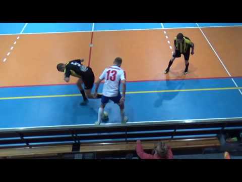 Finał turnieju halowego Świerklany 2016 GKS Chwałowice - MAD MICK 6 Katowice