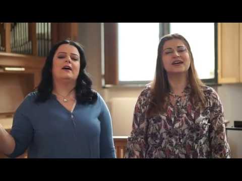 بنيجي ونتواضع قدامك