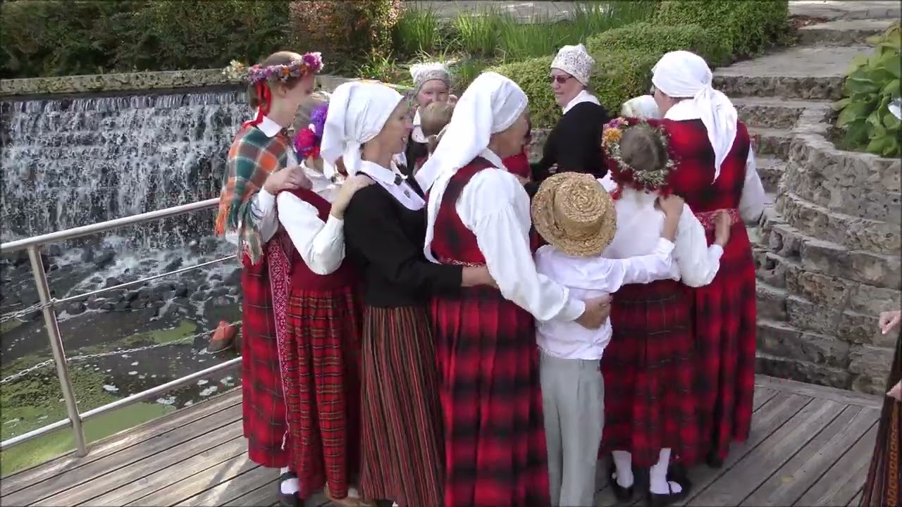  Ganu es aitiņas